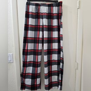 Wondershop Women's Plaid Sleepwear - Black, Gray, Red